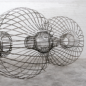 Breathe, 1997, Stahl,132 Ø x 280 cm