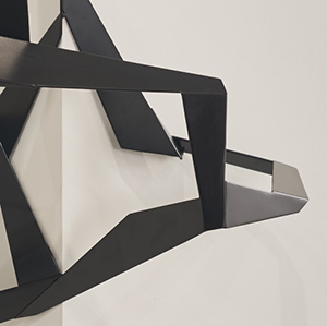 Fraktal #80, 2016, Stahl/Pulverlack,66 x 34 x 64 cm