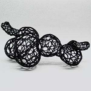 Hybride 8, 2002, Stahl brüniert,29 x 62 x 31 cm