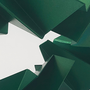Folding, 2020, Stahl / Lack,
19 x 28 x 13 cm