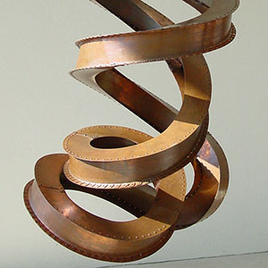 Body, 2000, Kupfer,160 x 80 x 80 cm