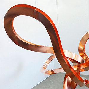 Big Loop, 2011, Kupfer,250 x 290 x 210 cm